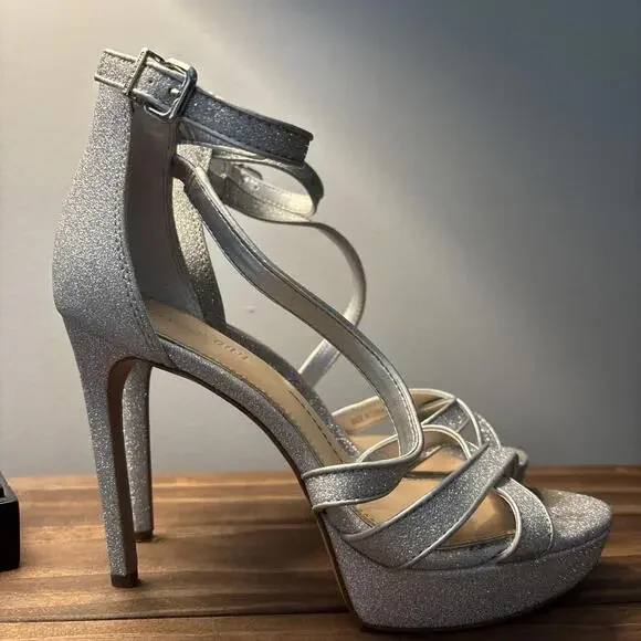 Gianni Bini Women's Size 7.5 M Glitter Silve Ankle Strappy Platform Sandals - Picture 6 of 9